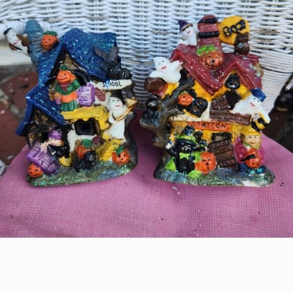 Halloween Houses 6 in tall - Picture 4 of 4